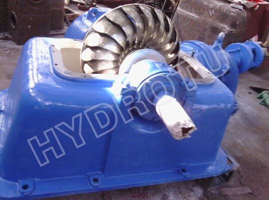 Turgo Hydro Turbine avec une puissance nominale de 100 kW à 2000 kW, un coureur en acier inoxydable et une efficacité de 88% pour les centrales hydroélectriques